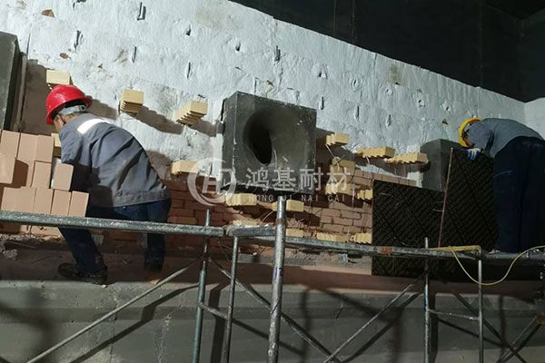 熔铝炉炉墙改造