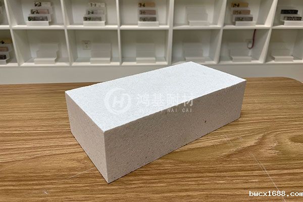 莫来石砖和莫来石保温砖的区别